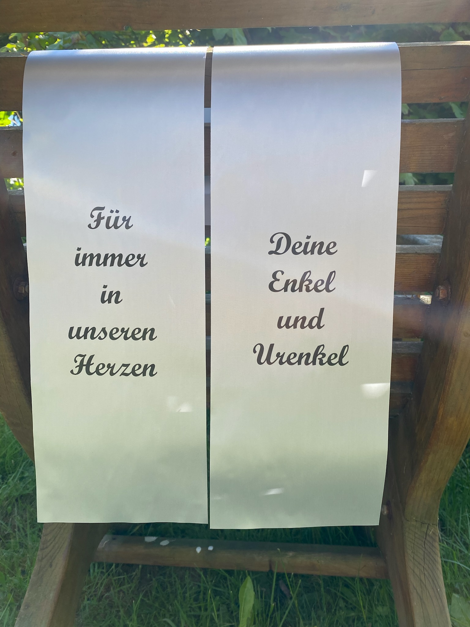 *Trauerschleifen* grau - Text  